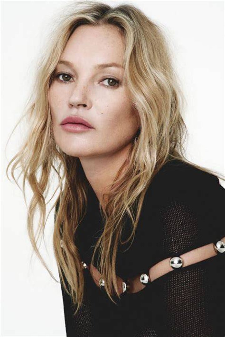 A Peek Into Kate Moss's Private Life: Uncovering the Intimate Details Behind "Piddy"