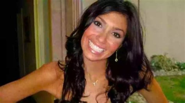Death Ruled Suicide Despite 20 Stabs: A Case that Defies Explanation