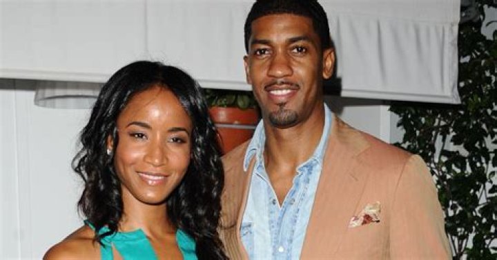 Discovering the Love Life of Fonzworth Bentley