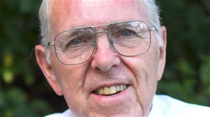 Exploring the Life and Legacy of Thomas Gordon Dixon