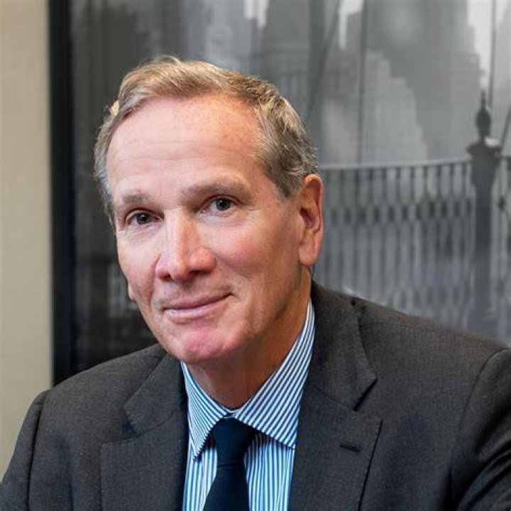 Guggenheim Managing Director Alan Schwartz: His Role and Impact