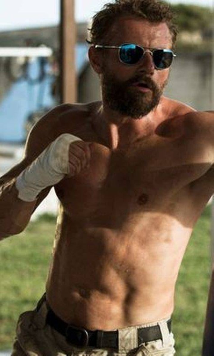 James Badge Dale Shirtless: A Closer Look at the Actor's Fitness and Career