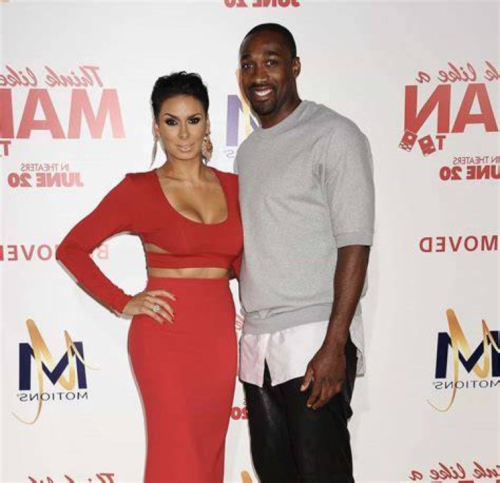 Laura Govan's Towering Stature: Exploring Her Impressive Height