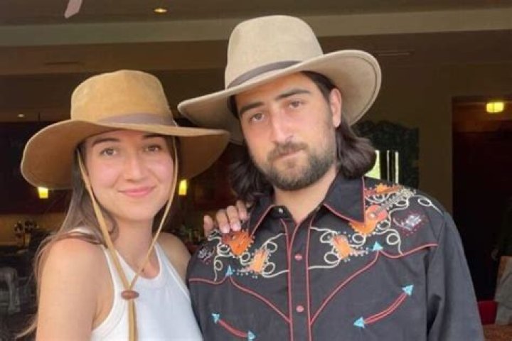 Noah Kahan's Romantic Journey: Who is His Girlfriend?