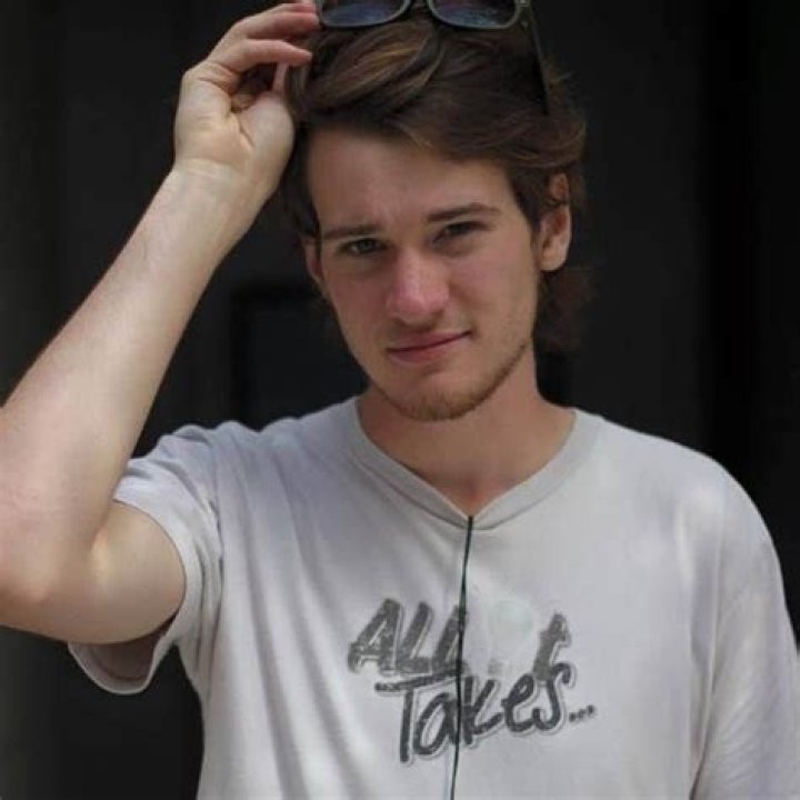 Tanner Woodley: A Rising Star in the Entertainment Industry