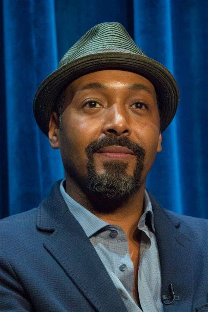 The Life and Love of Jesse L. Martin: Exploring His Personal and Professional Journey