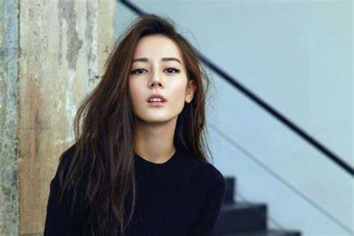 Unveiling the Charisma of Dilraba: A Journey Through Stardom