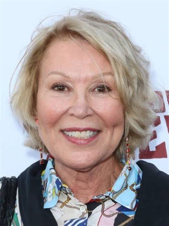 Unveiling the Details About Leslie Easterbrook Height and Her Life