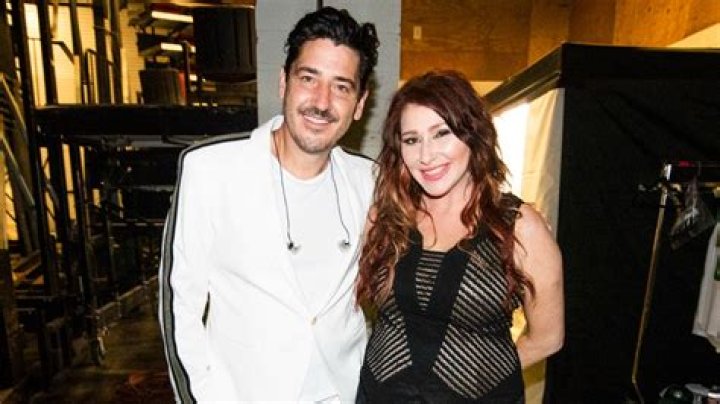 Unveiling the Mysteries Surrounding Jonathan Knight's First Wife